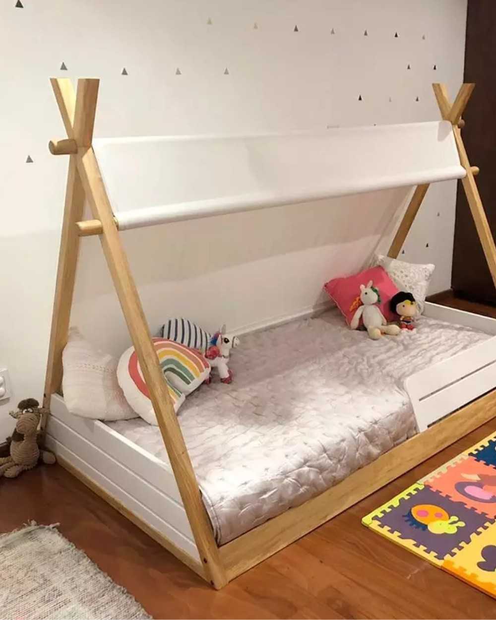 Imagen de un cliente de su camita modelo tipi