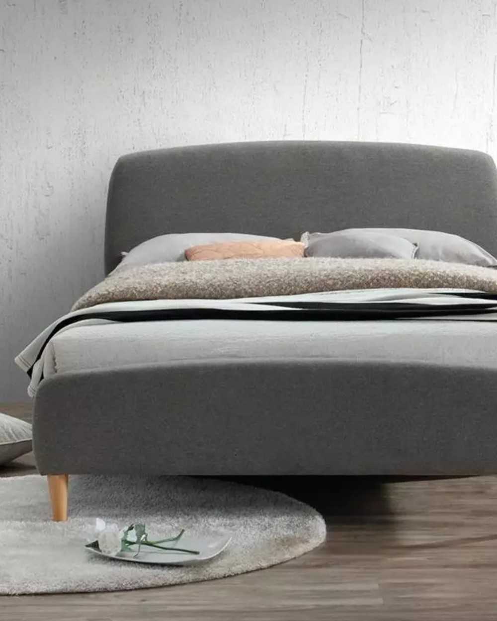 Cama de diseño tapizada modelo ontario