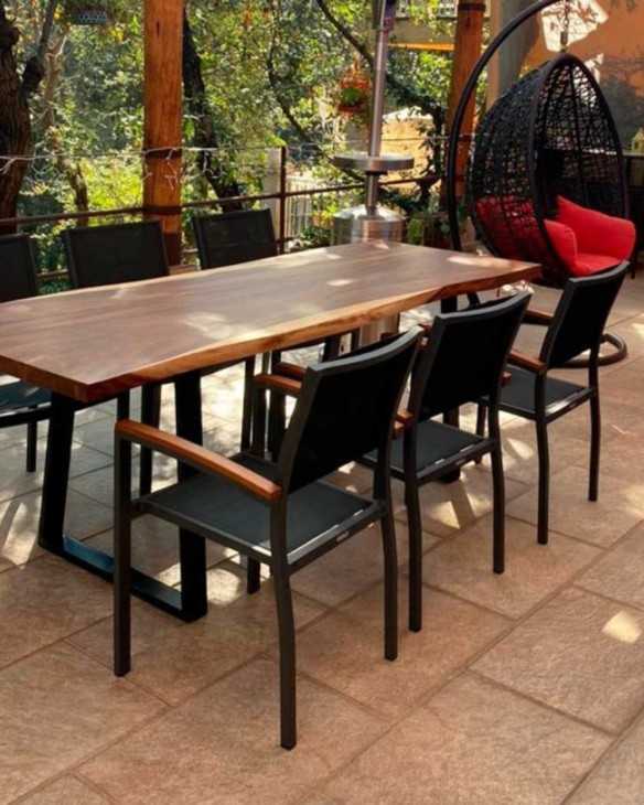 Mesa de madera modelo Málaga de Madera VIVA