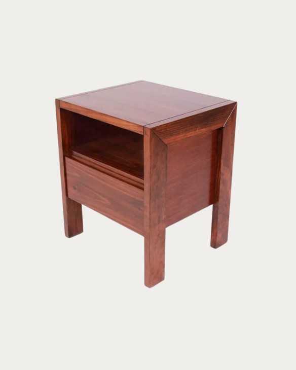 Mesa de noche modelo Bilbao