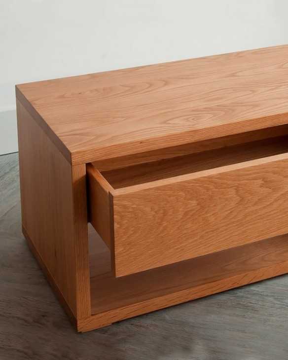 Buró de madera maciza modelo Bristol