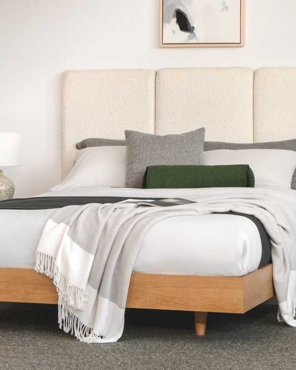 Cabecera tapizada modelo Génova de Madera VIVA Queen