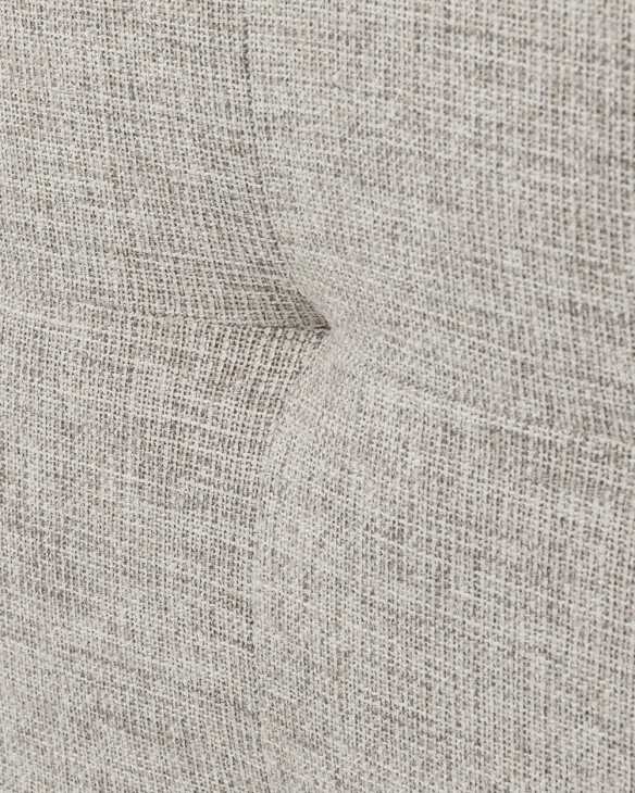 Detalle capitoneado cabecera modelo Roma